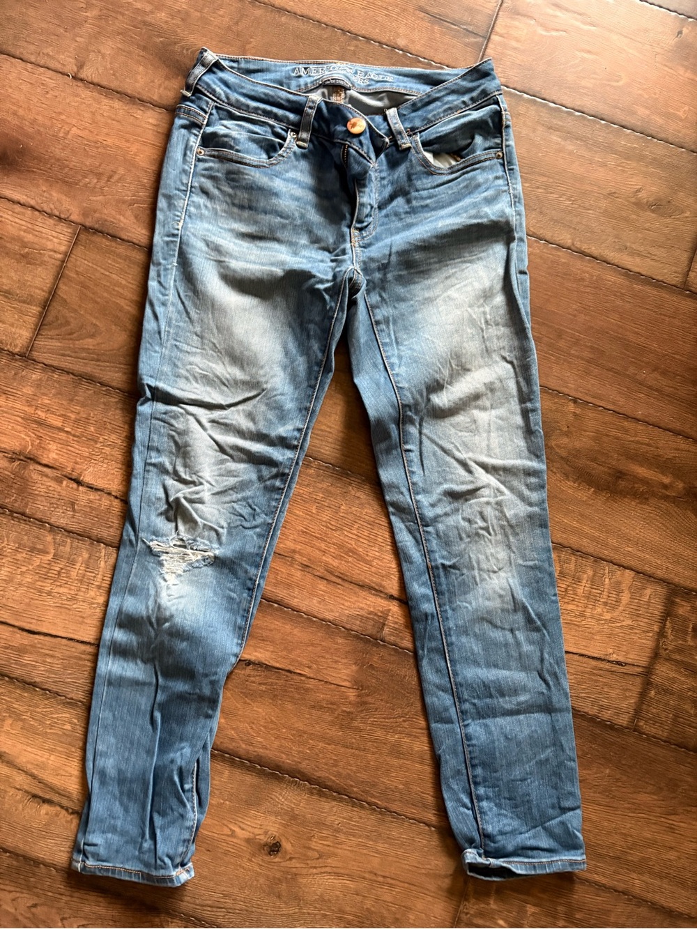 American Eagle Outfitters Medium Blue Skinny Distressed Jeans